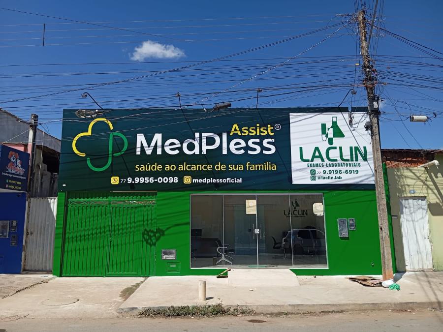 Painel front com iluminação